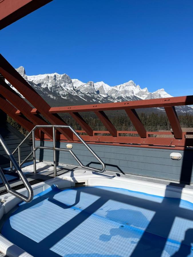 Wanna Get Away This Summer And Fall At The Crossing Canmore Exterior foto